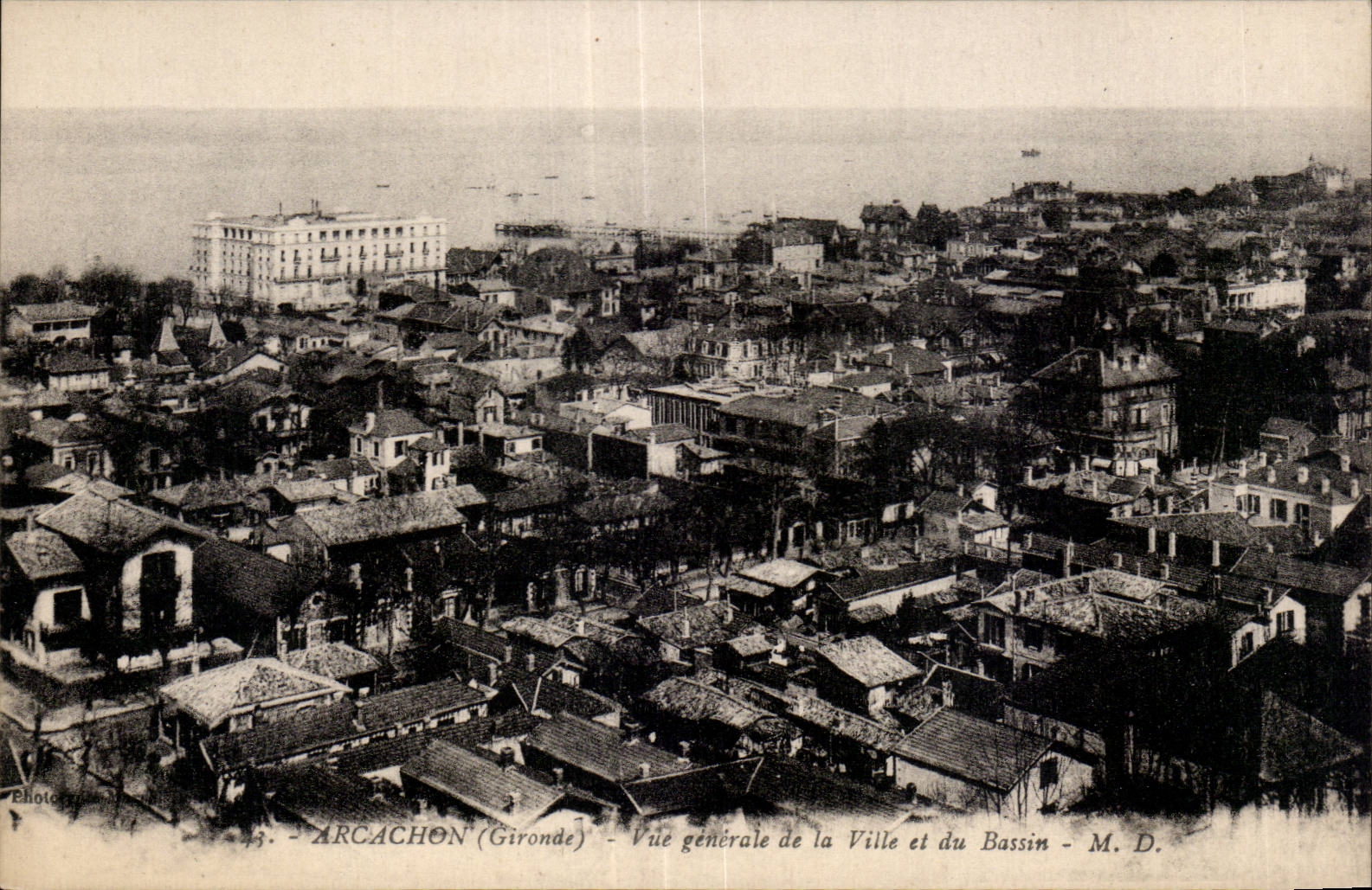 CPA Arcachon Vile Generale de la Ville et du Bassin