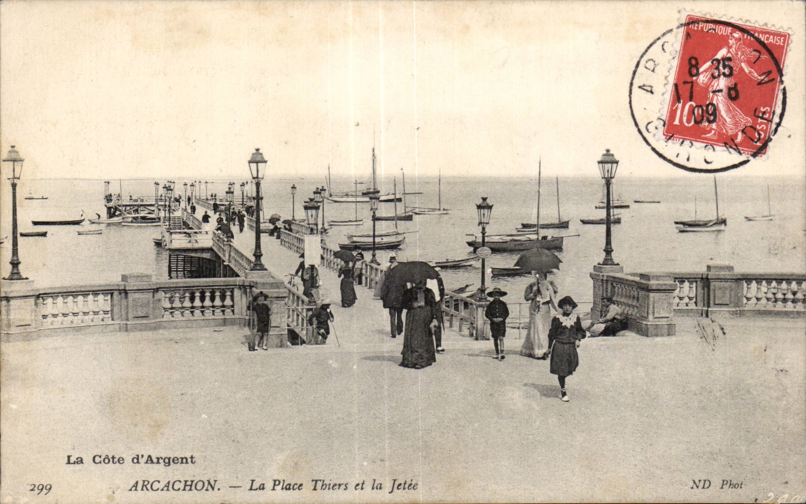 CPA Arcachon La Place Thiers et la Jetee