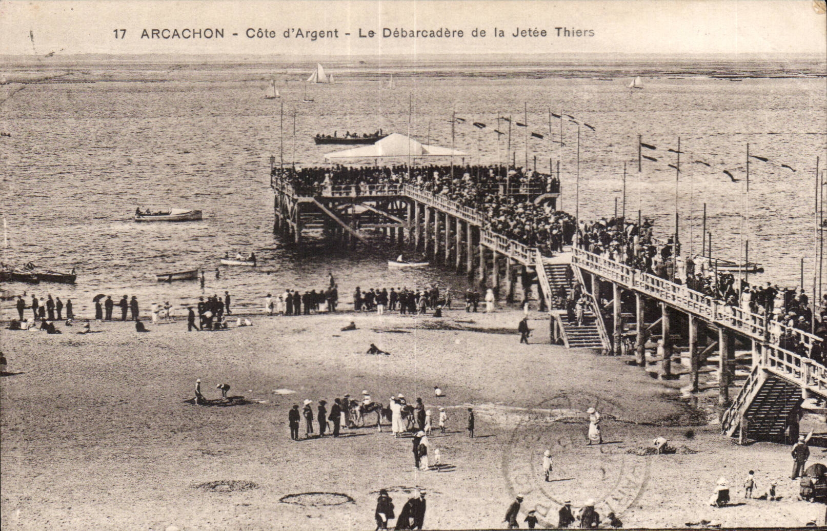 CPA Arcachon Cote d Argent Le Debarcadere de la Jetee Thiers