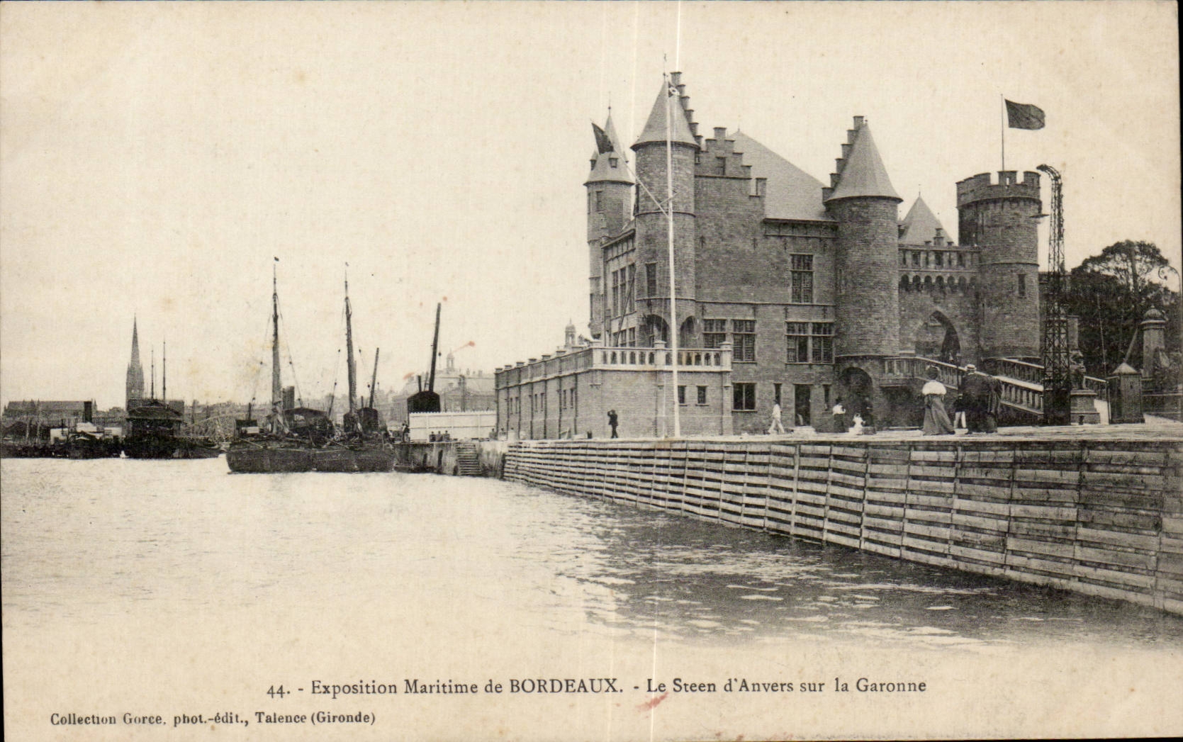 CPA Exposition Maritime de Bordeaux Le steen d Anvers sur la Garonne
