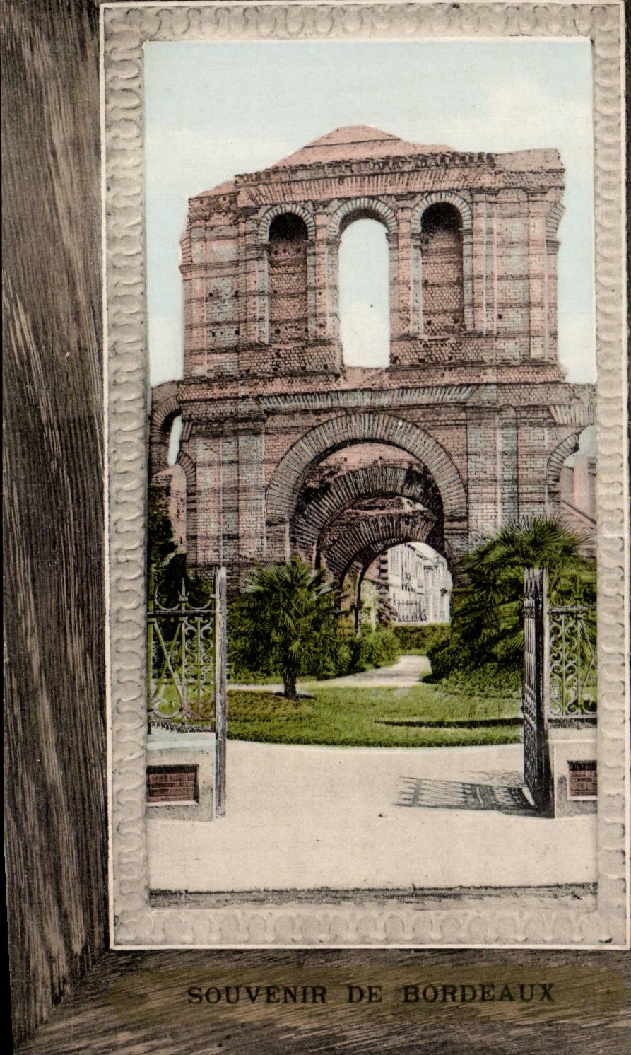 CPA Bordeaux Les Ruines du Palais Galien