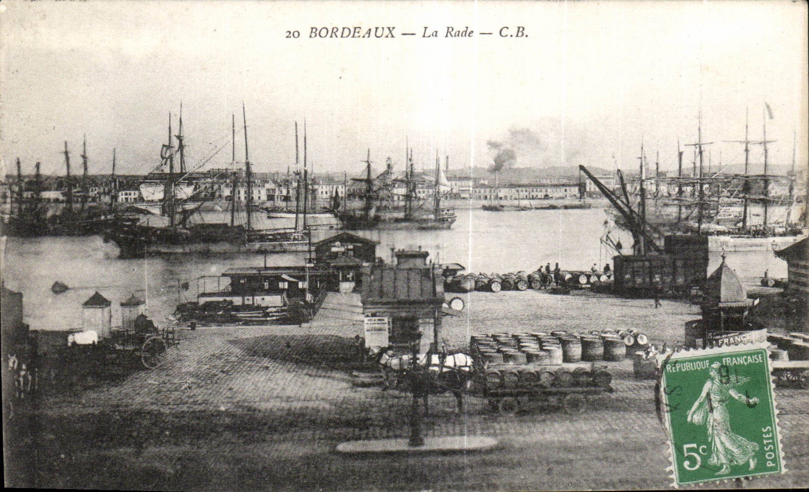 CPA Bordeaux La Rade Bateaux 