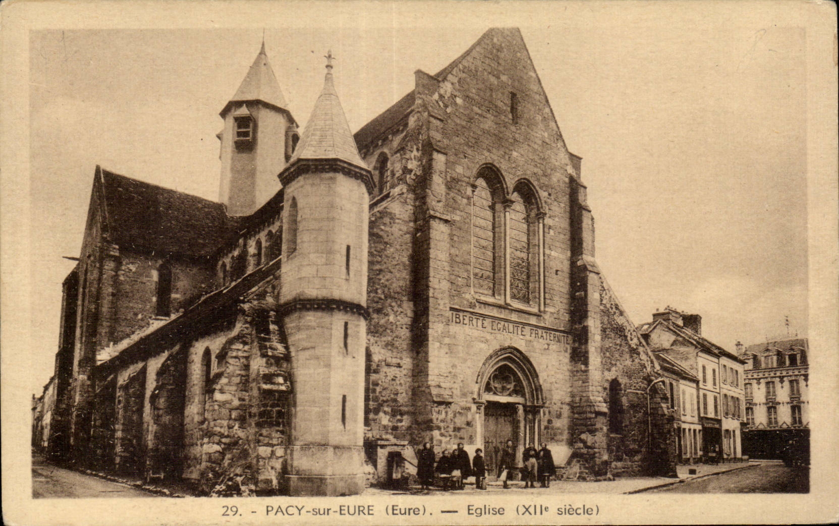 CPA Pacy sur Eure Eglise 