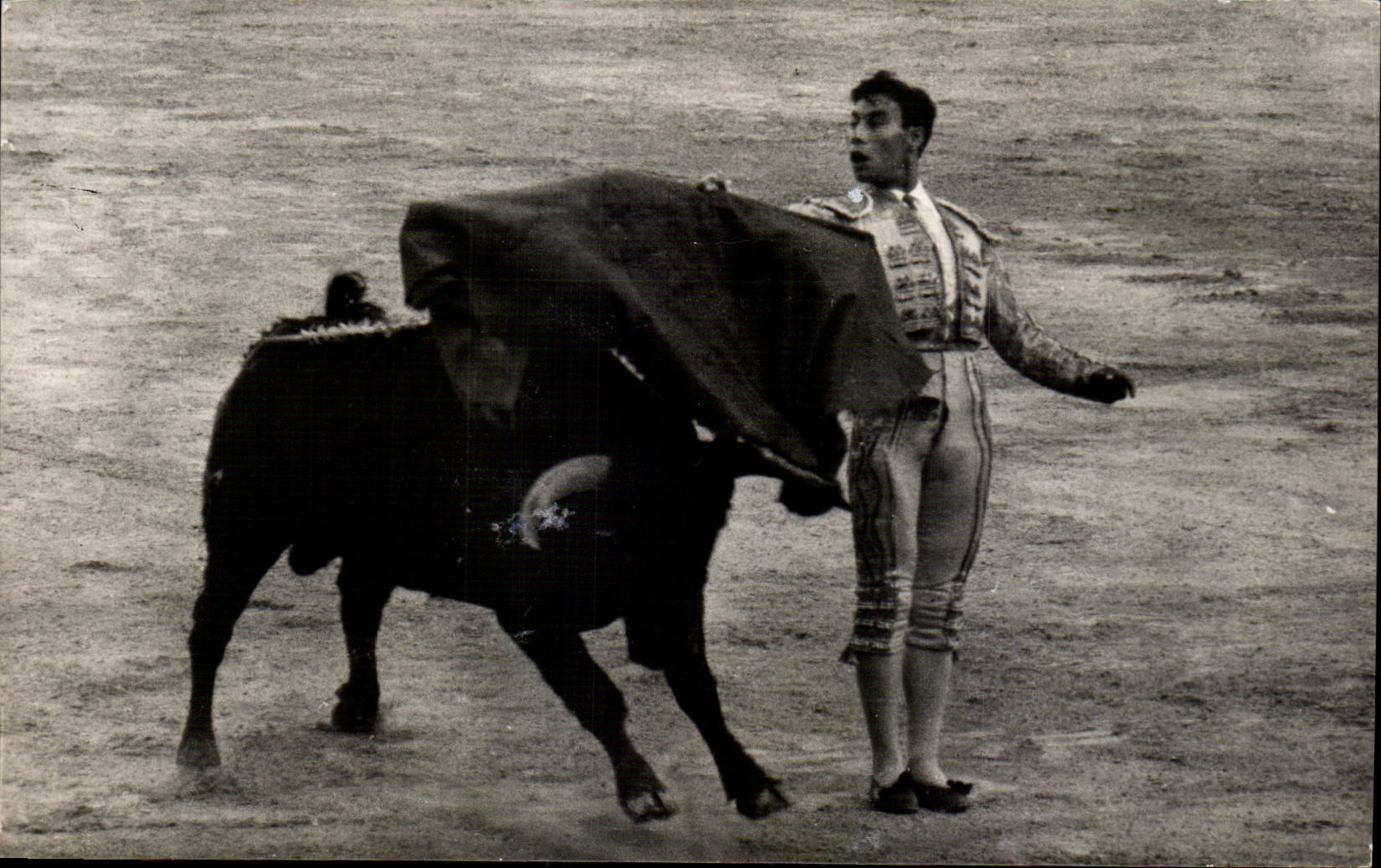 CPA Corrida Faena de Muieta Un pase de Costedillo