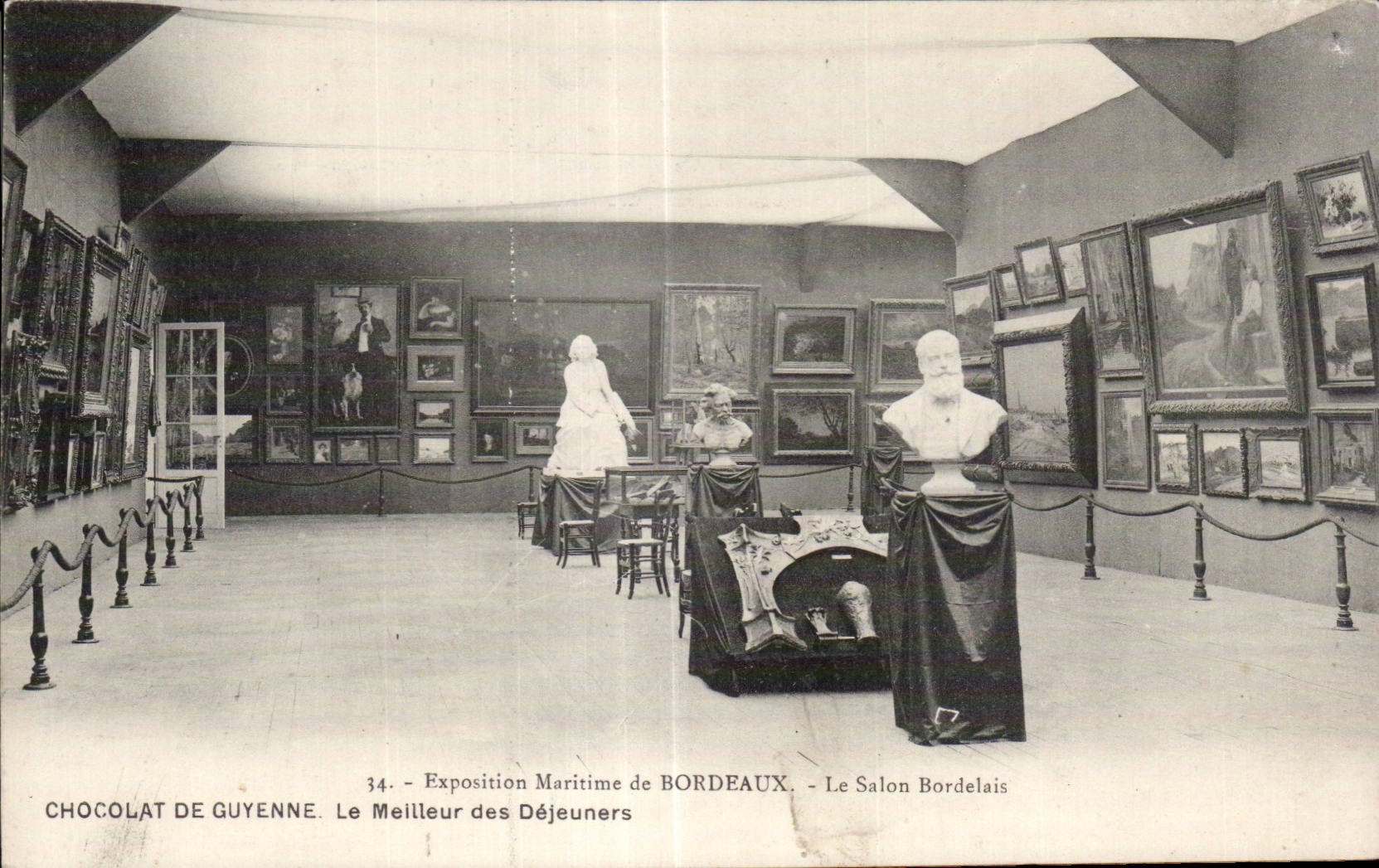 CPA Exposition Maritime de Bordeaux Le Salon Bordelais Chocolat de Gueyenne Le Meilleur des Dejeuners