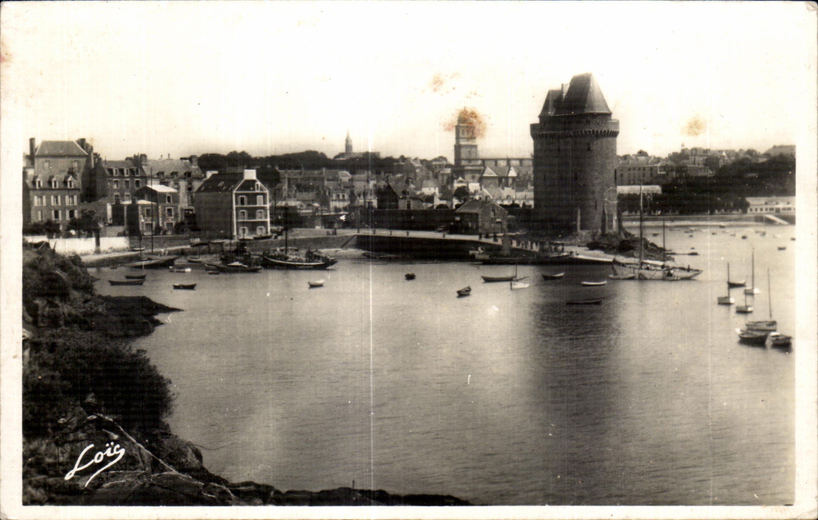 CPA Sainr Servan sur Mer Tour Solidor et vue generale