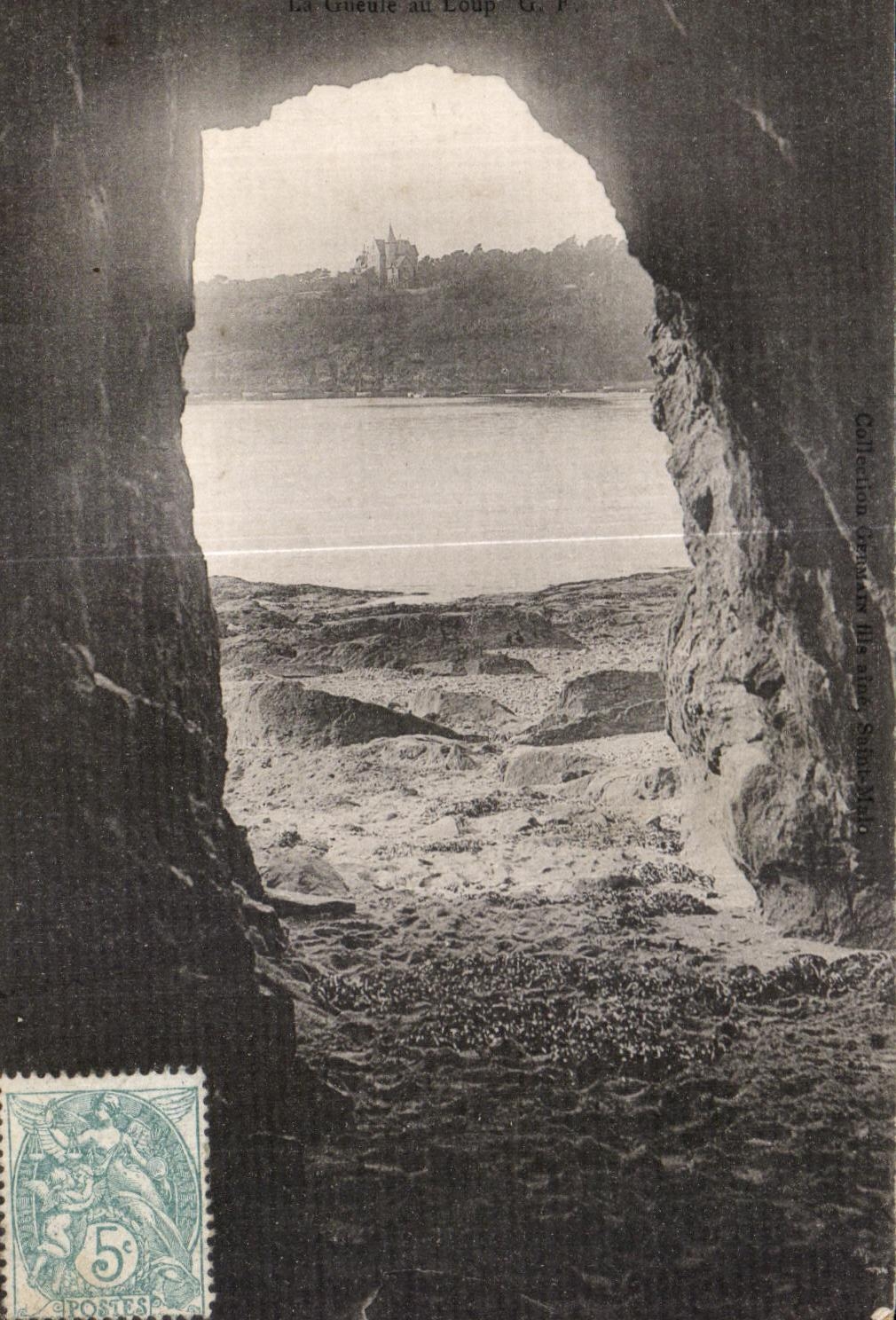 CPA Environs de St Servan LEs bords de la Rance La gueule du loup