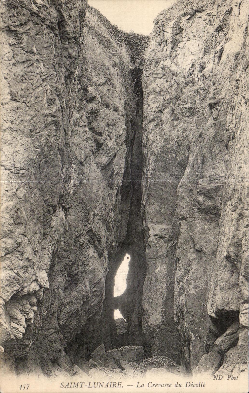 Lunar CPA Saint the Crack of Takes off