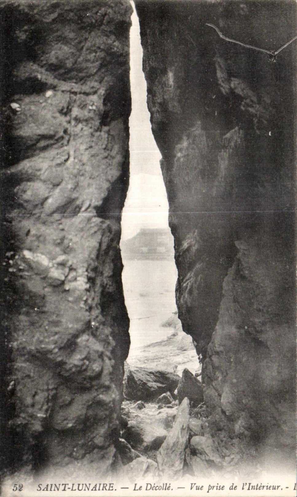 Lunar CPA Saint Seen from Separates It of I Interteur