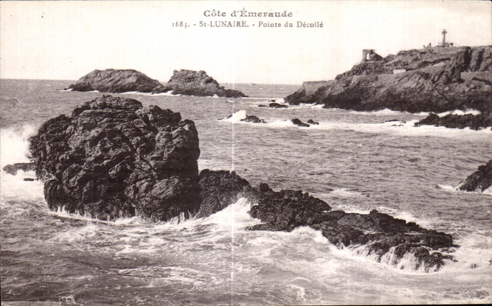 Los puntos lunares del St de Emeraude del corral de CPA sacan