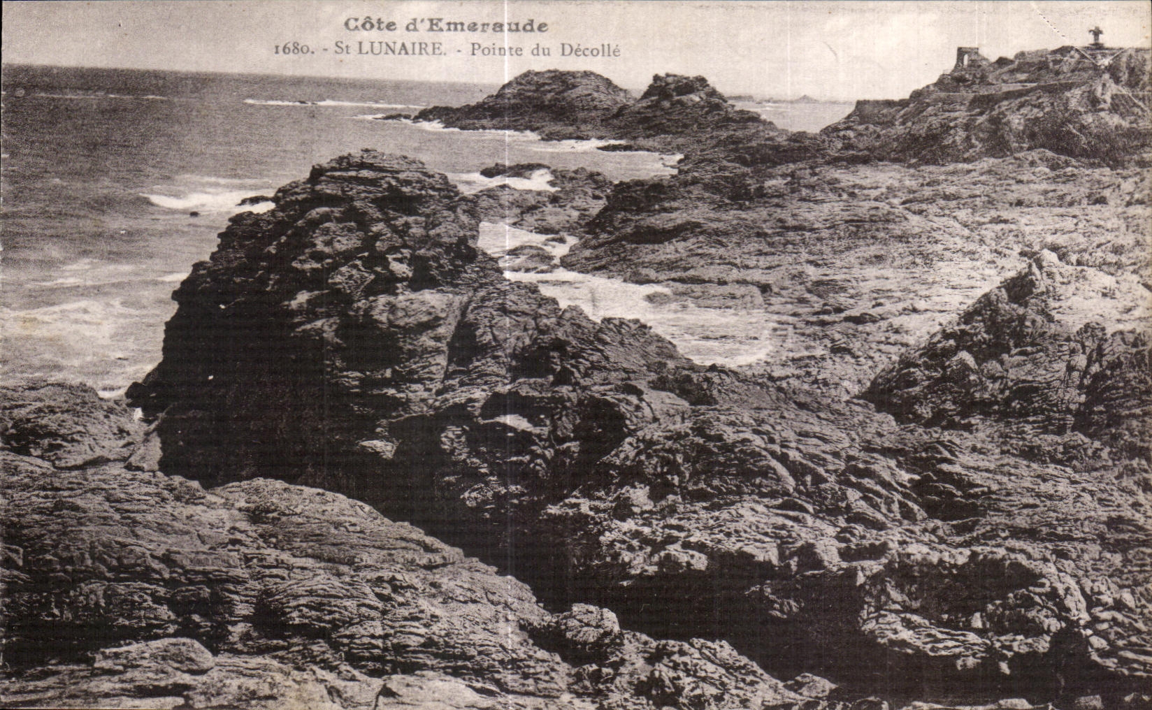 CPA Cote Emeraude Lunar St Points Takes off