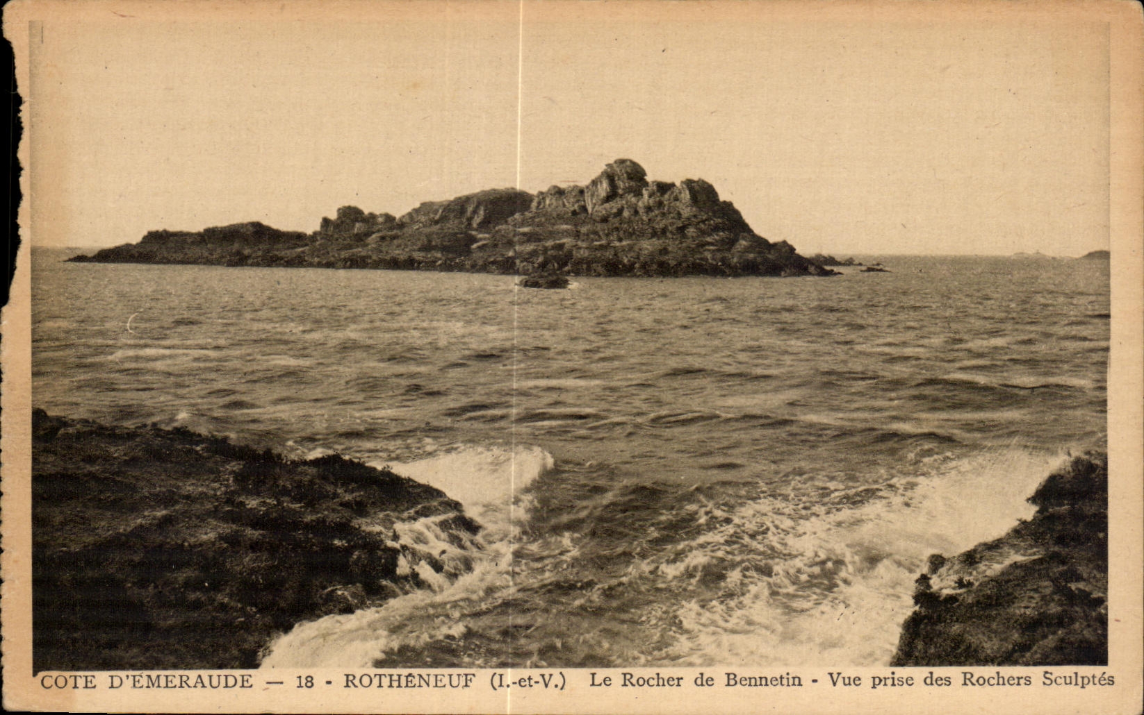 CPA Rotheneuf Cote D Emeraude Le Rochers de Bennetin Vue prise des Rochers Sculptes