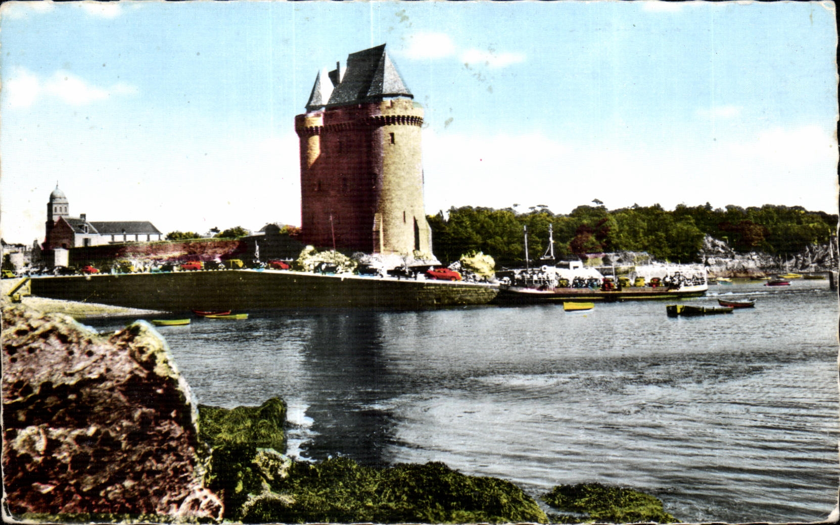 CPA En Bretagne Saint Servan Tour et Cale Solider vues de la Cite d Aleth