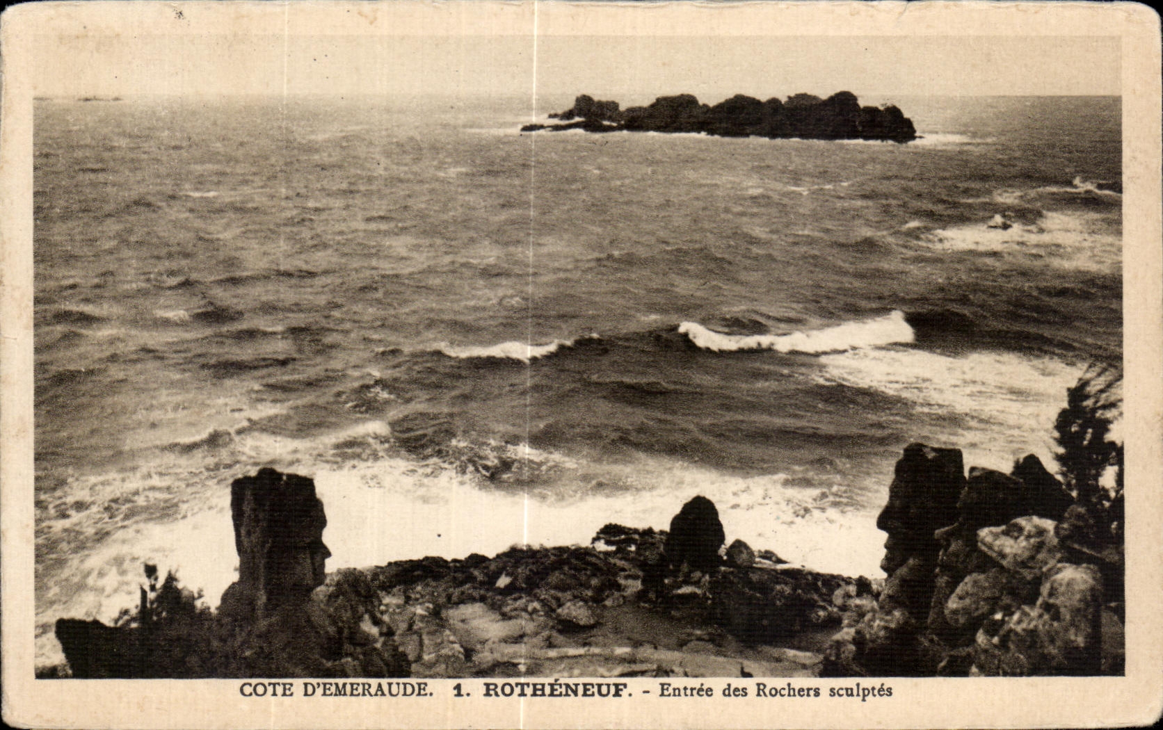 CPA Cote D Emeraude Rotheneuf Entree des Rochers Sculptes