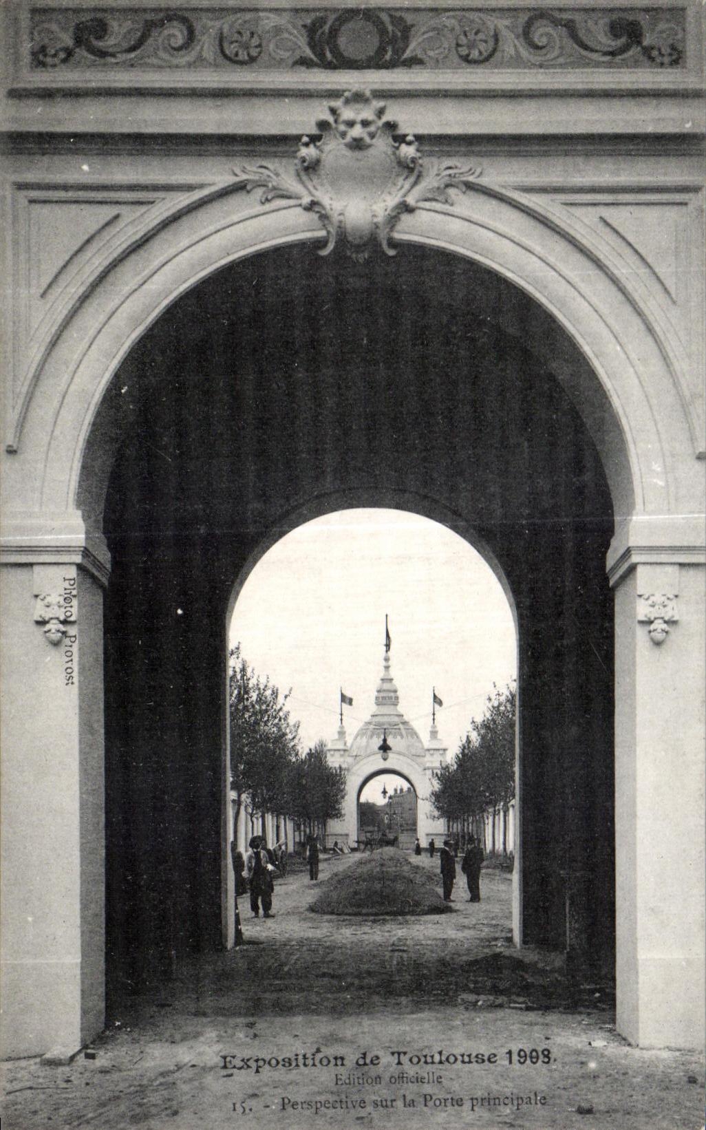 Feria de CPA de la opinion Toulouse1908 sobre la puerta principal