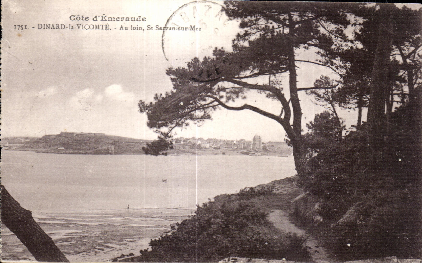 CPA Dinard la Vicomte Au lion St Servan sur Mer