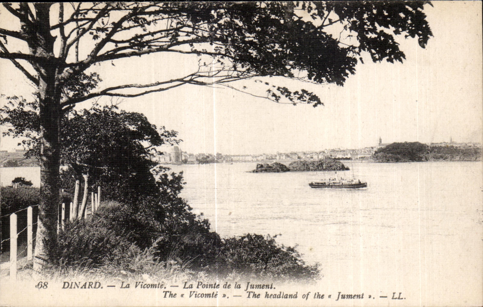 CPA Dinard La Vicomte La Pointe de la Jument Bateau