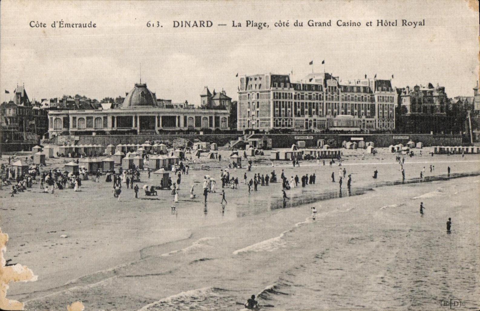 CPA Dinard La Plage cote du Grand Casino et Hotel Royal