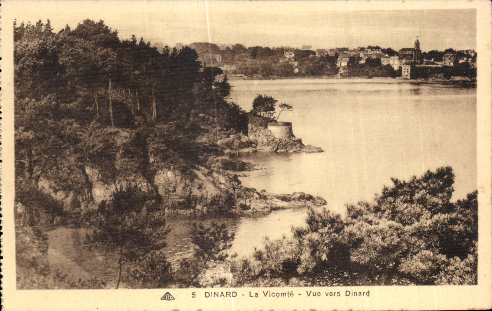 CPA Dinard La Vicomte Vue vers Dinard
