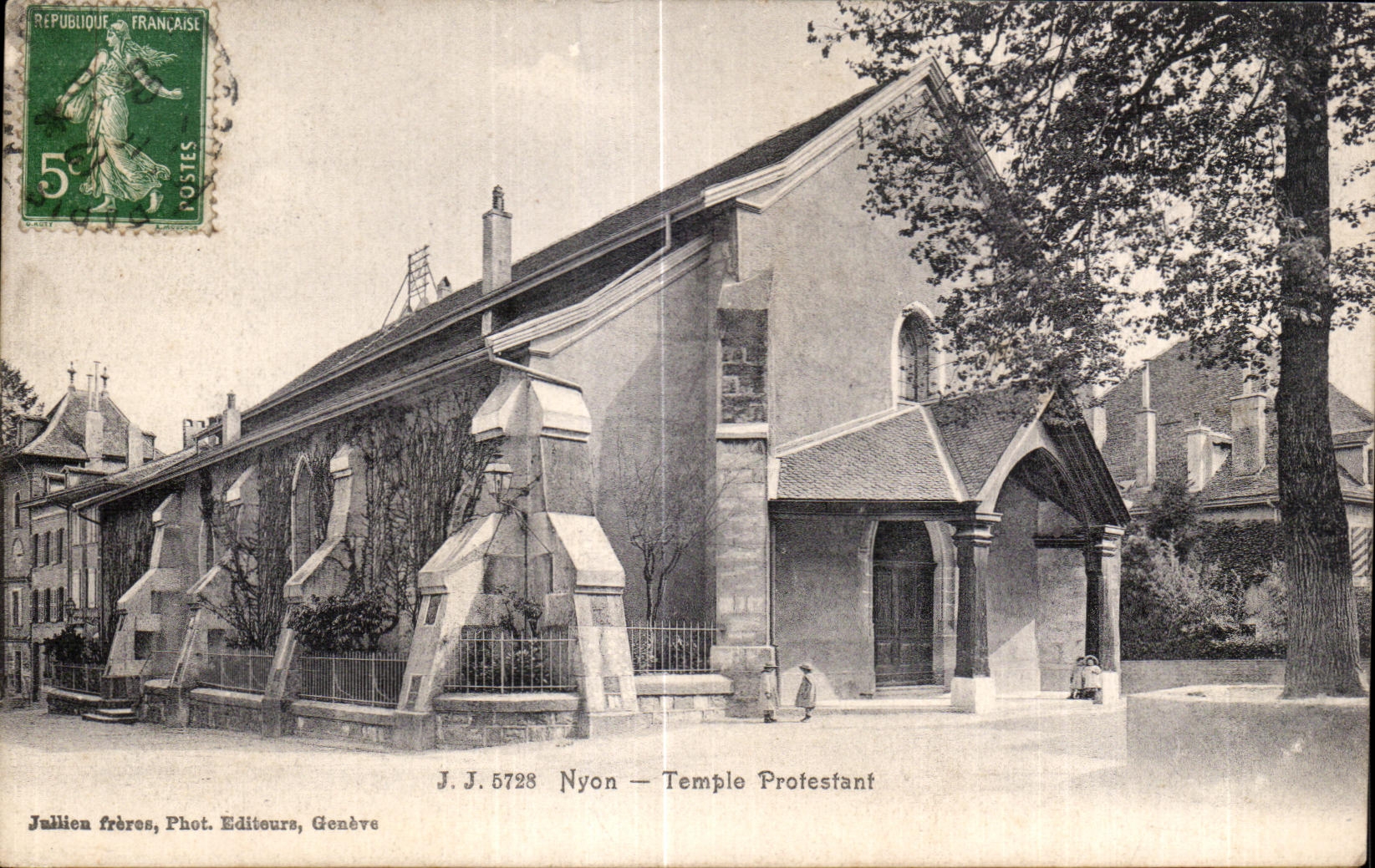 CPA Suisse Nyon temple Protestant