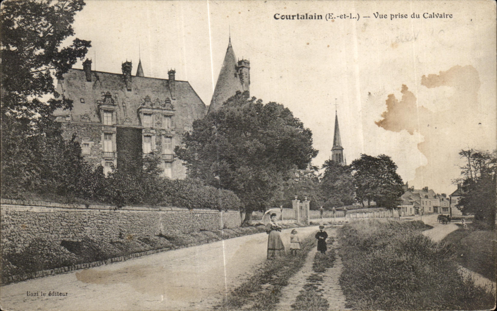 CPA Courtalain Vue prise du Cavaire