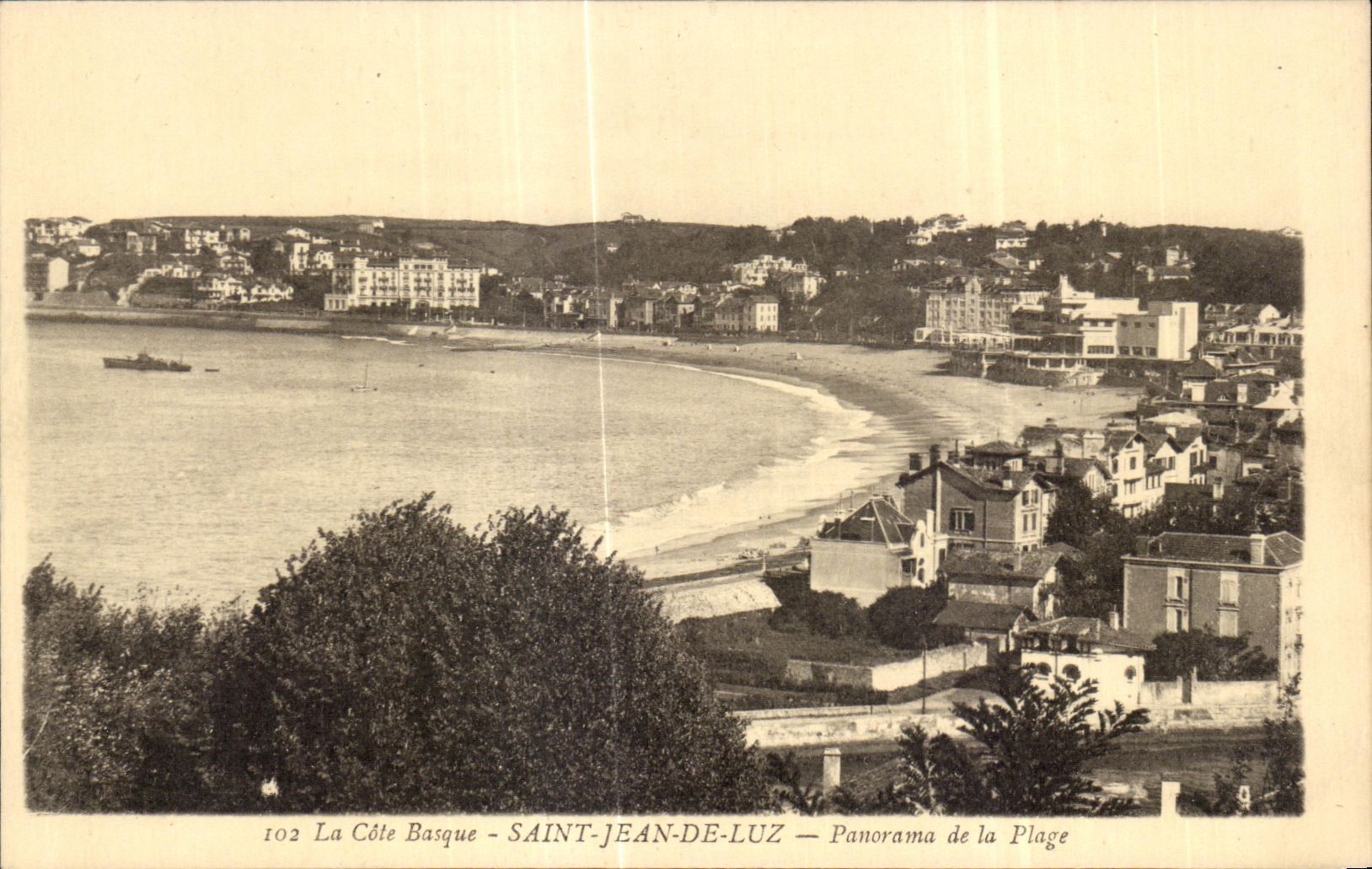 CPA La Cote Basque Saint Jean De Luz Panorama de la Plage