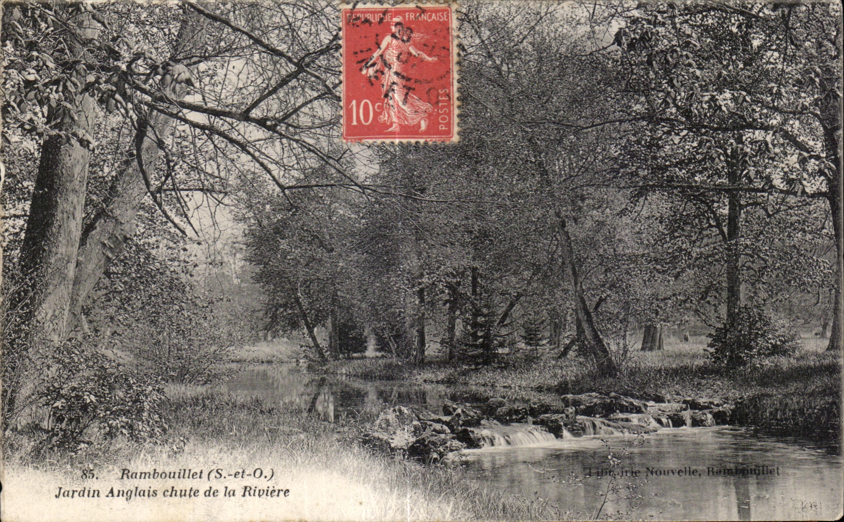 CPA Rambouillet Jardin English falls of the River