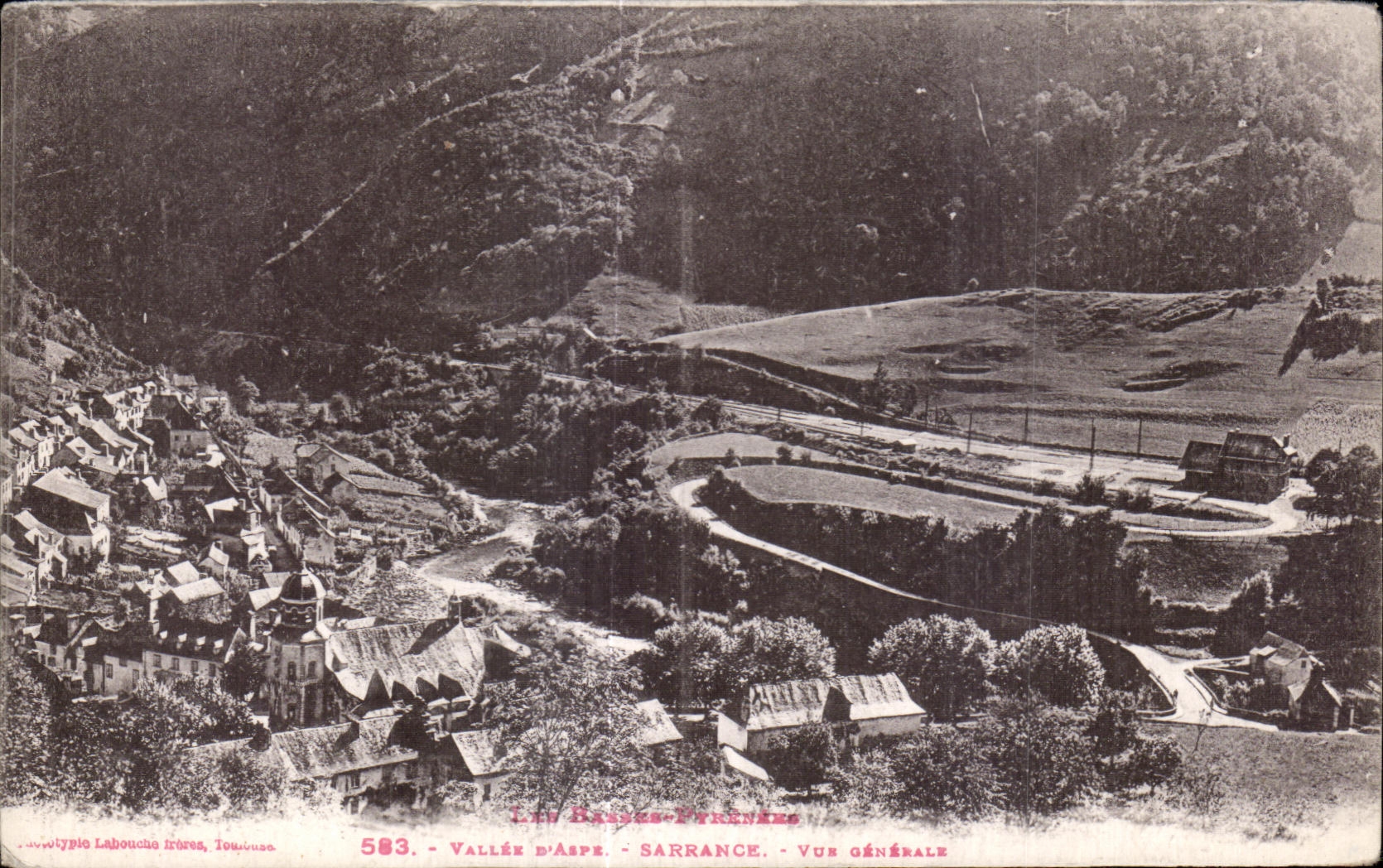 CPA Vallee d Aure Sarrance Vue Generale