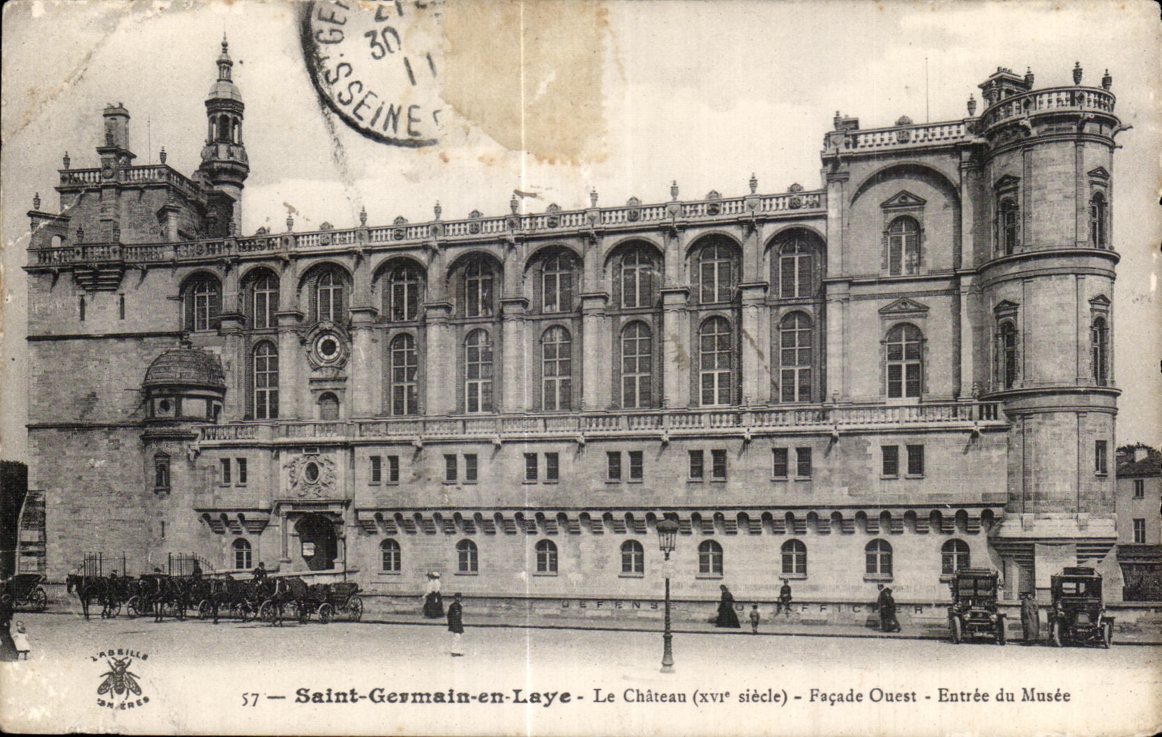 CPA Saint Germain en Laye Le Chateau Facade Ouest Entree du Musee