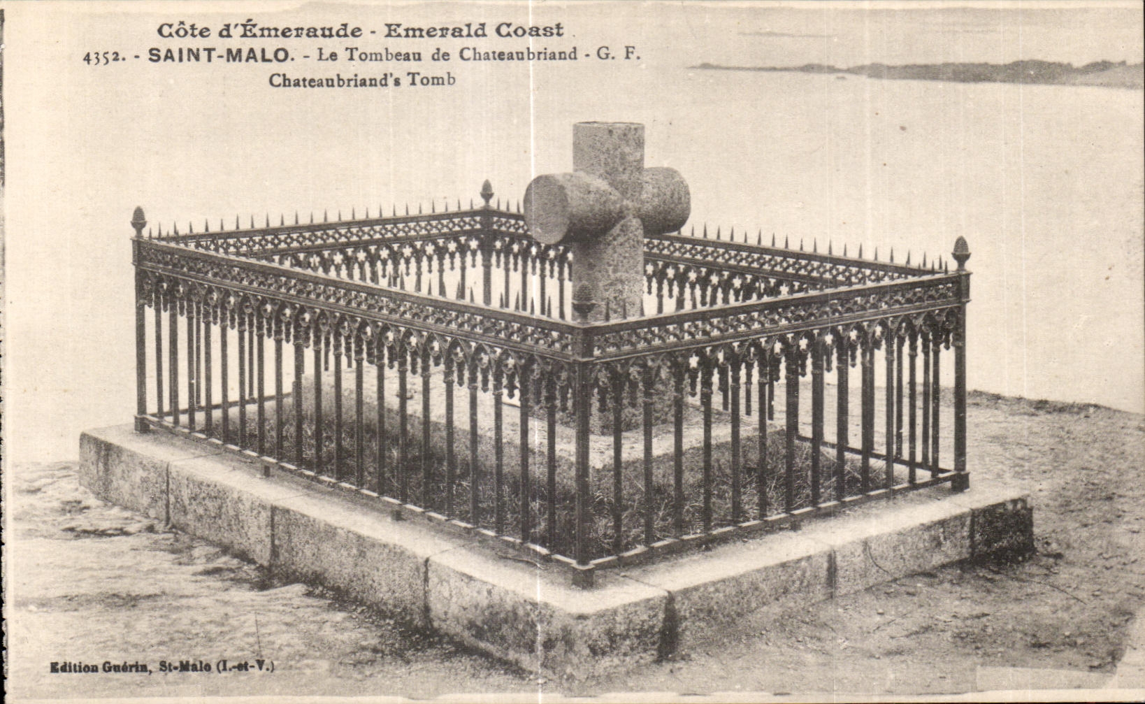 Santo Malo de CPA la tumba de la tumba de Chateaubriant Chateaubriant S