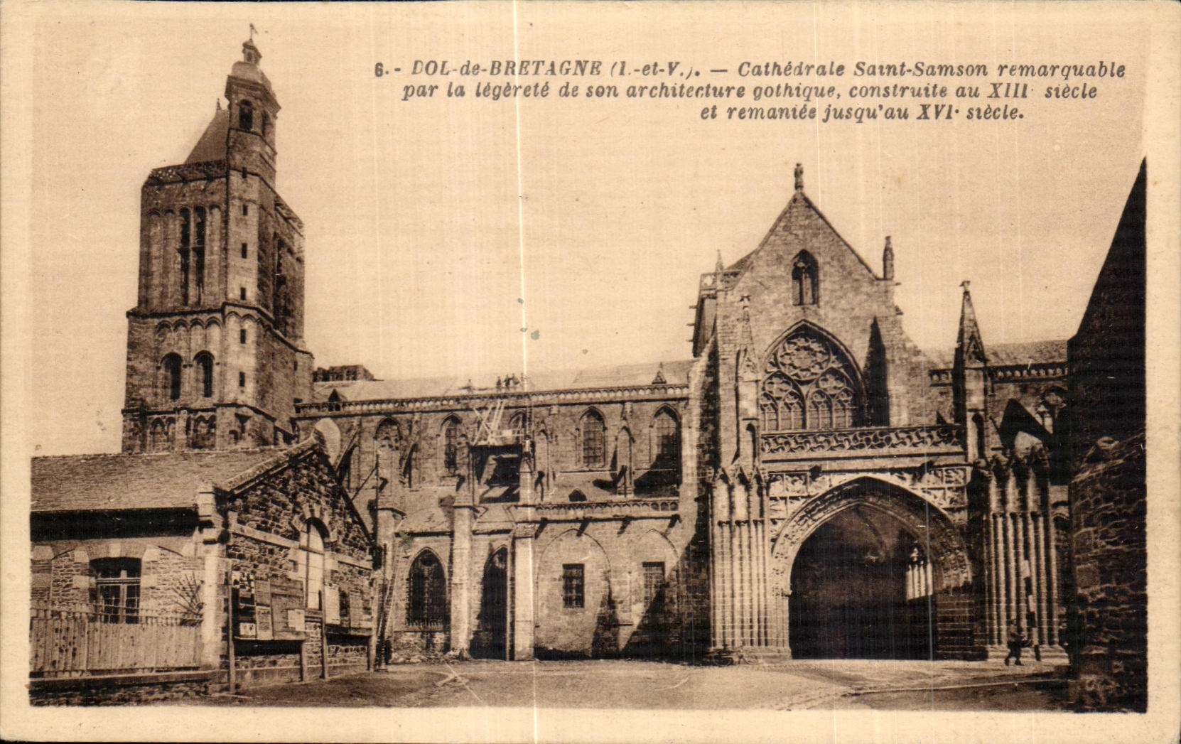 CPA Fraud of bretange Cathedral Saint remarkable Samson by the lightness of its Gothic architecture built to the XII
