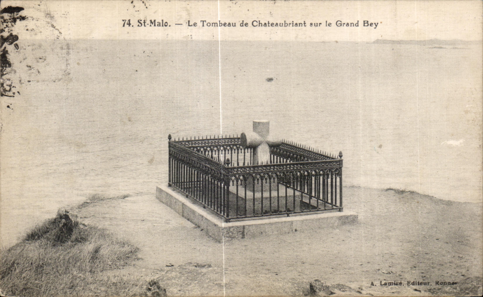 Santo Malo de CPA la tumba de Chateaubriant en el bey grande