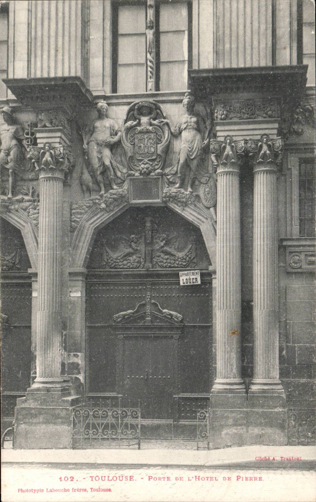 Puerta de CPA Toulouse del hotel de la piedra