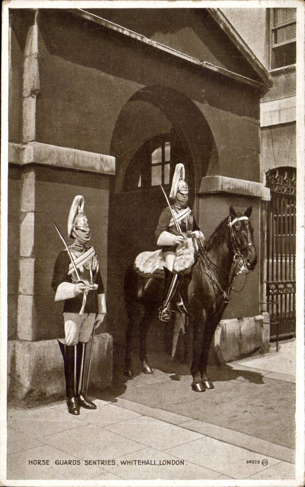 CPA Horse Guards Sentries Whitehall london Uniform Militaria