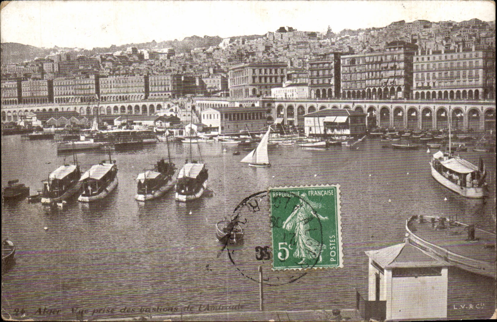 Barco Argel Argelia de CPA vista de los bastiones del ministerio de marina