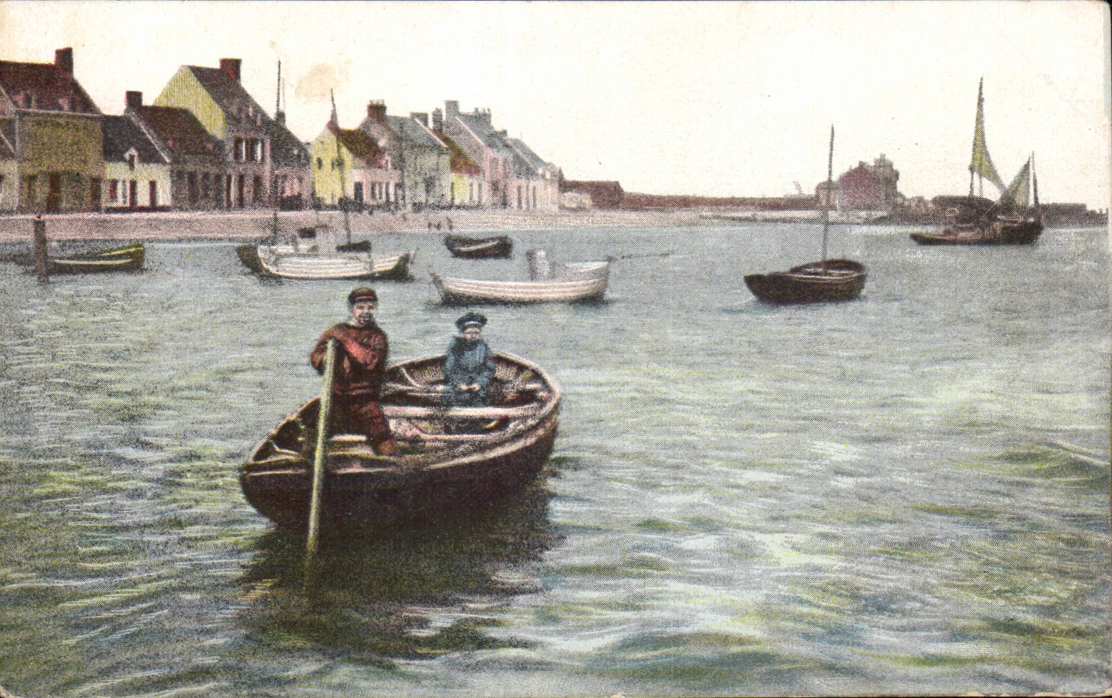 CPA Boat On the open sea Boat of sin