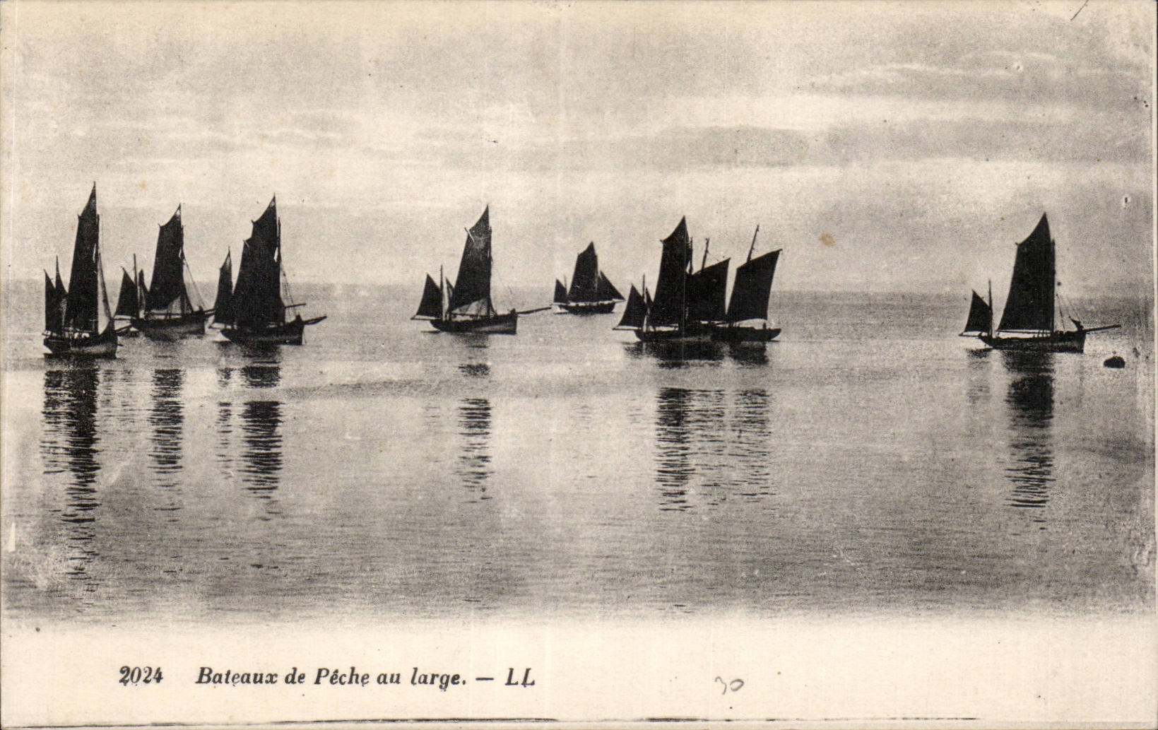CPA Bateaux de Peche au large