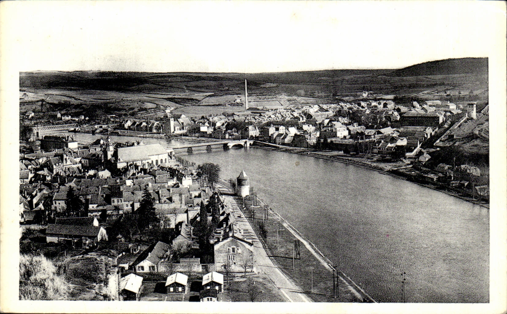 CPA Charlemont Panaroma visto de Charlemont