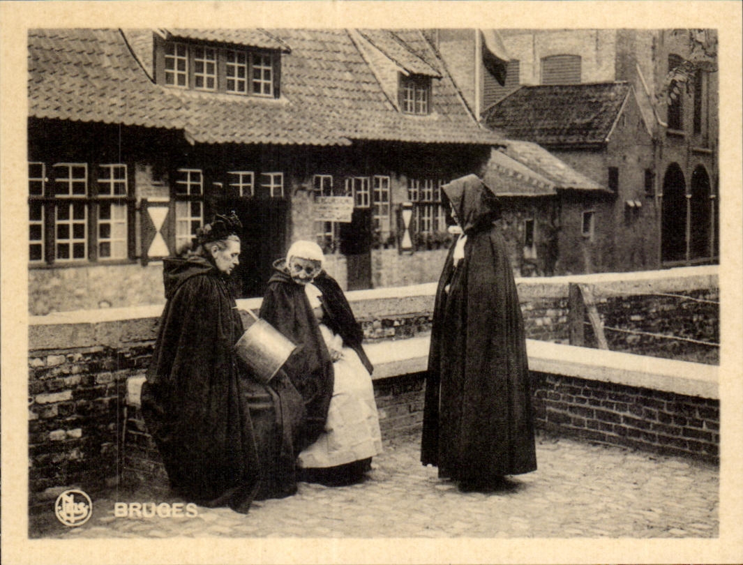 CPA Bruges Behind Gruuthuse Brugean Standards Achter Gruuthuse Brugsche Oude Vrouwtjes Folklore Costume