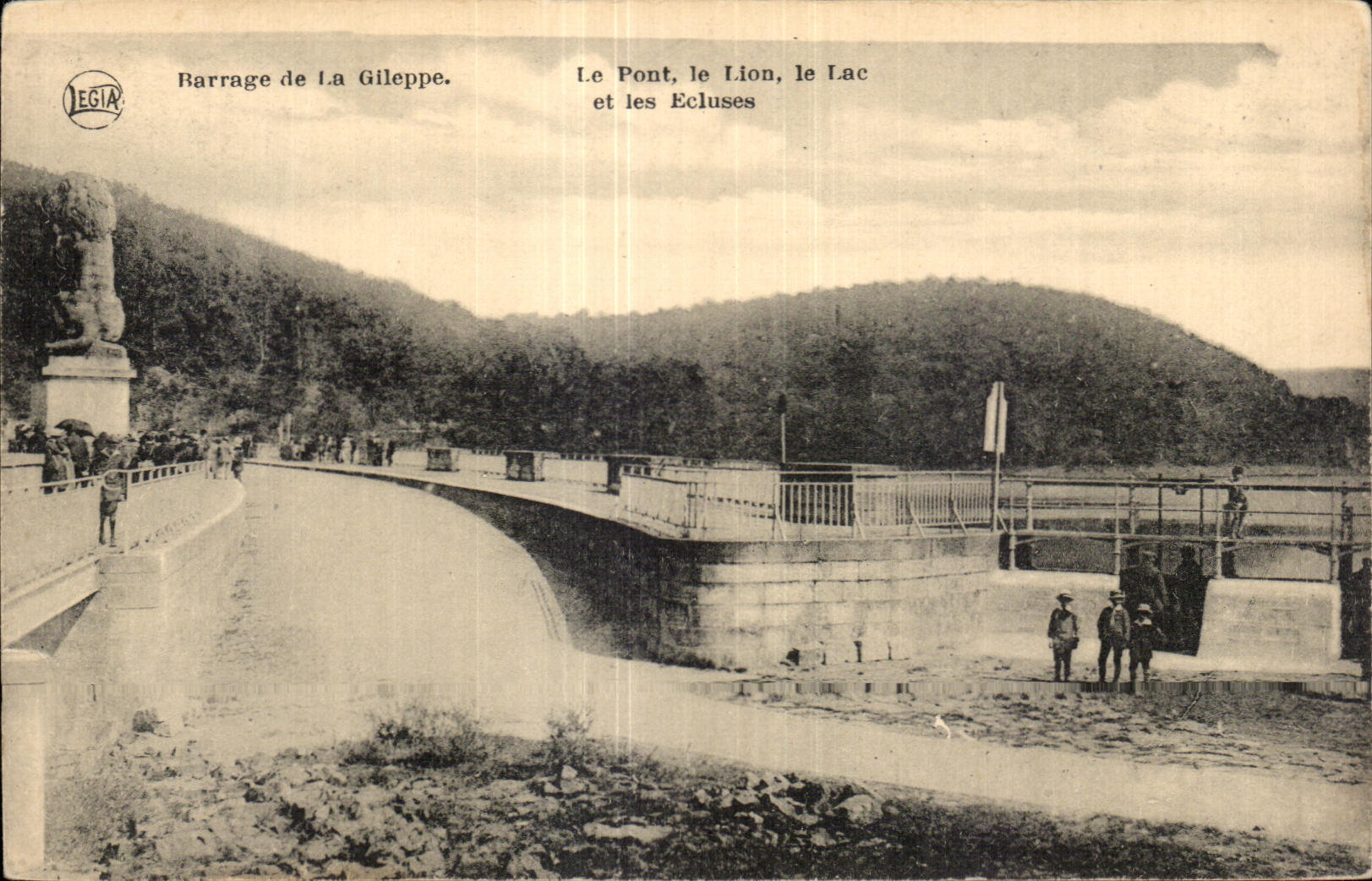 CPA Rarrage of Glleppe the Bridge the Lion the Lake and locks