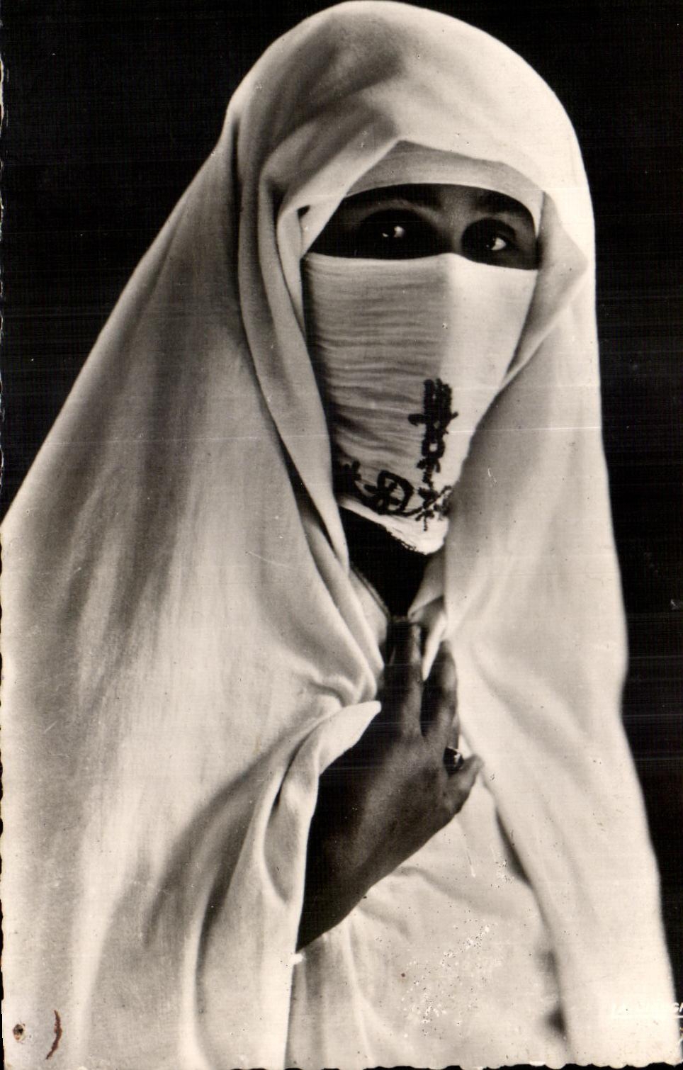 CPA Scenes   Standard Mystery Woman