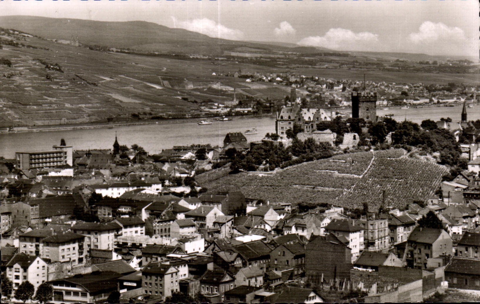 CPSM Bignen put Burg Klopp Blick auf Rodesheim