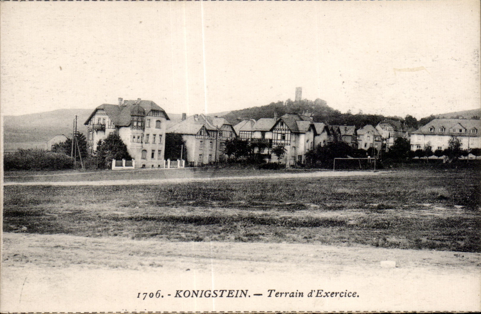 CPA Konigstein Terrain d Exercice