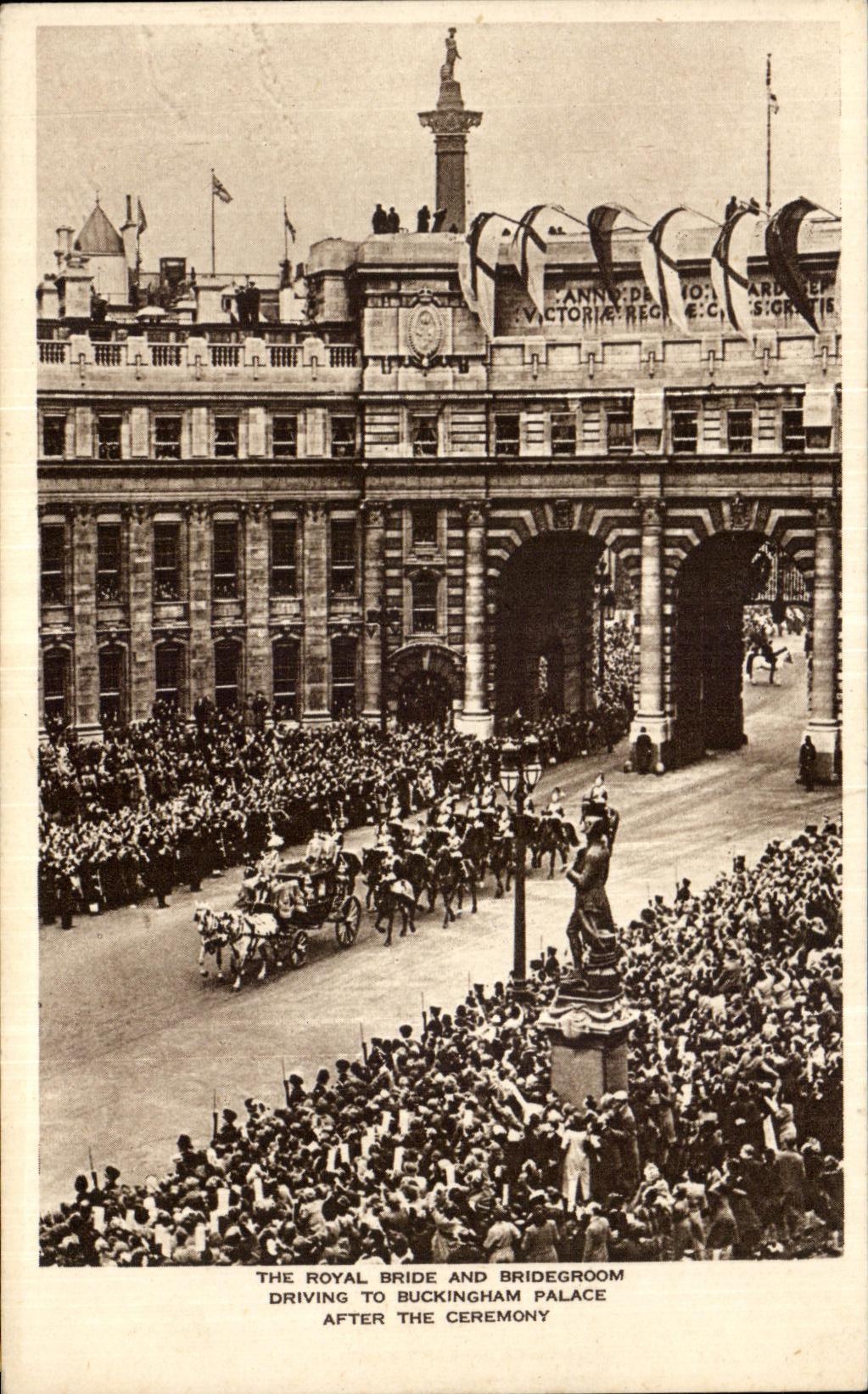 CPA The Royal bride and bridegroom driving to Buckingham palace after the ceremony London