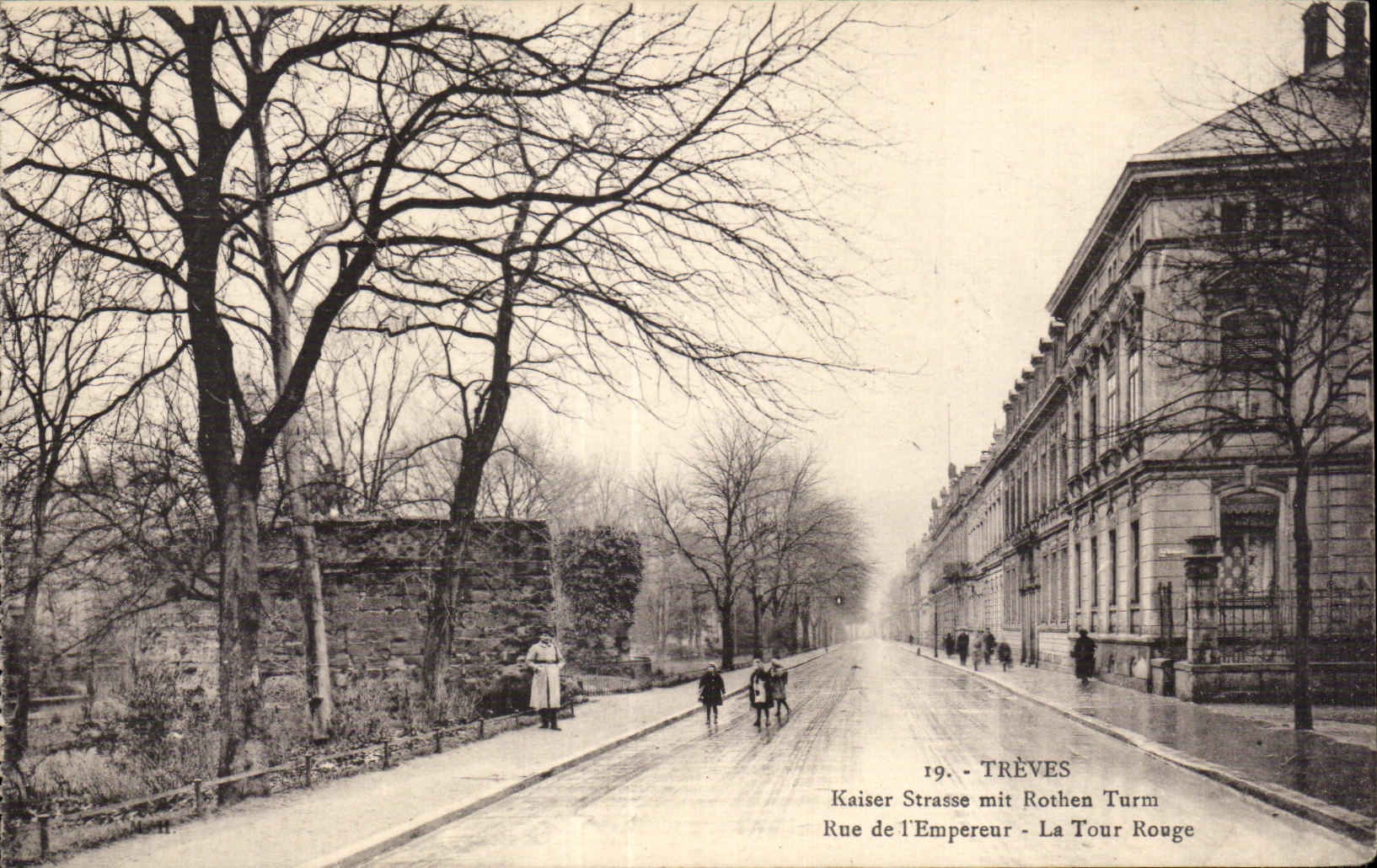 CPA Traves Kaiser Strasse put Rothen Tirm Rue of I Emperor the Red Tower