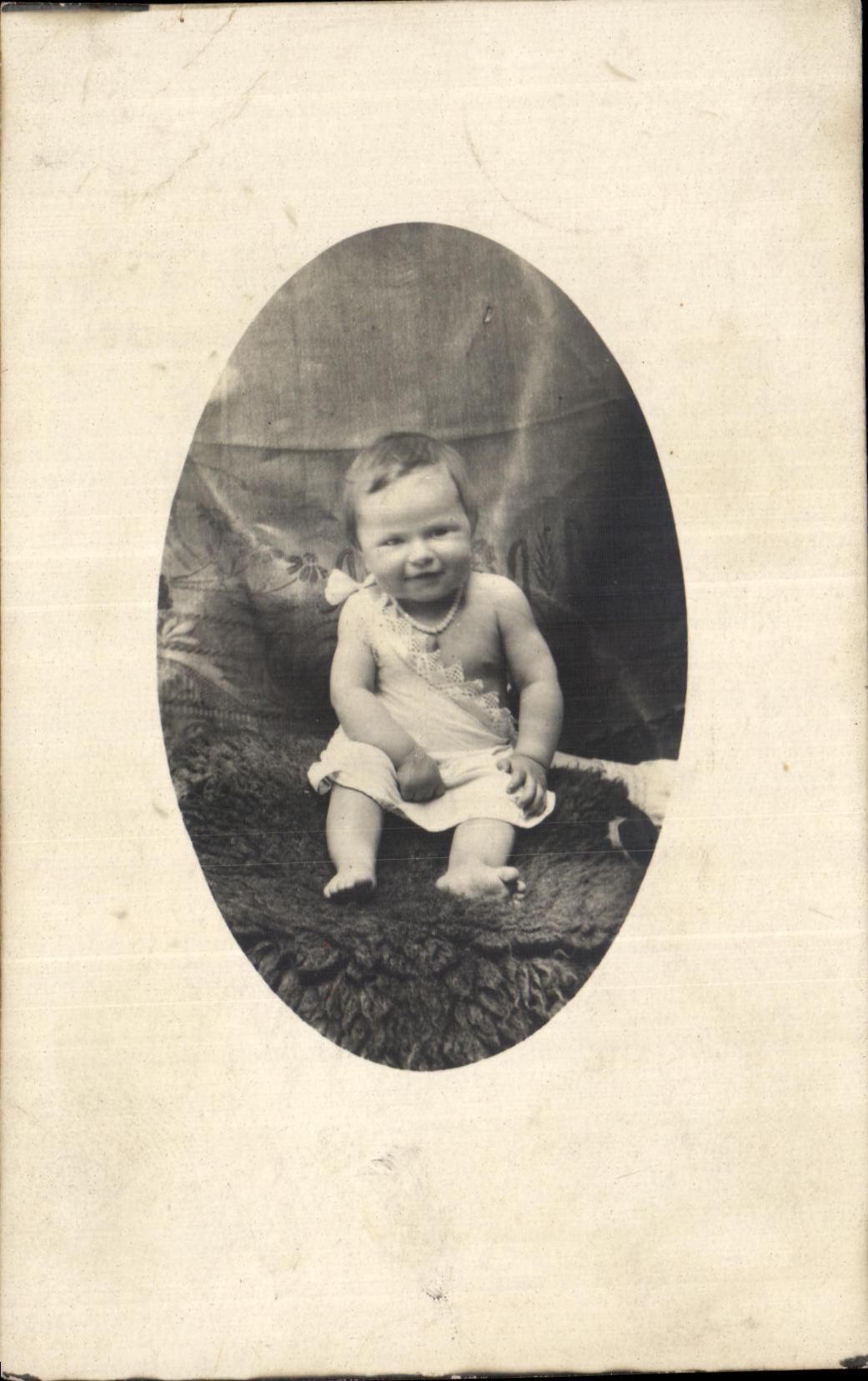 Bebe verdadero del nino de la foto