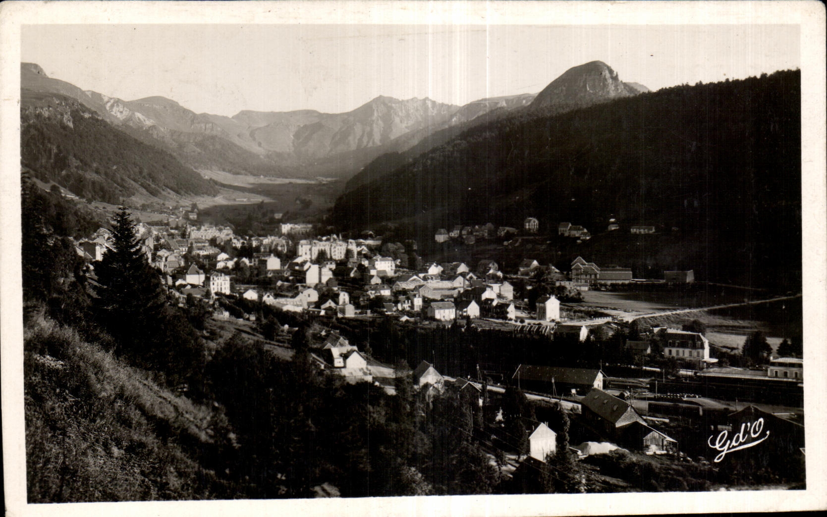 CPSM the Mount Gilds View