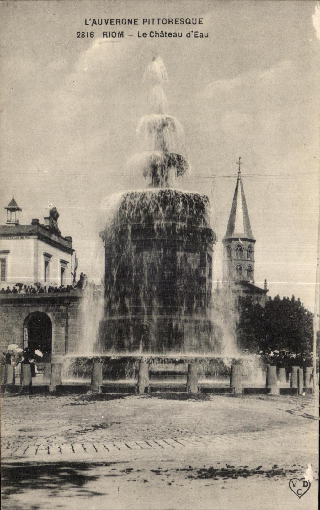 Riom - Le Chateau d Eau - CPA