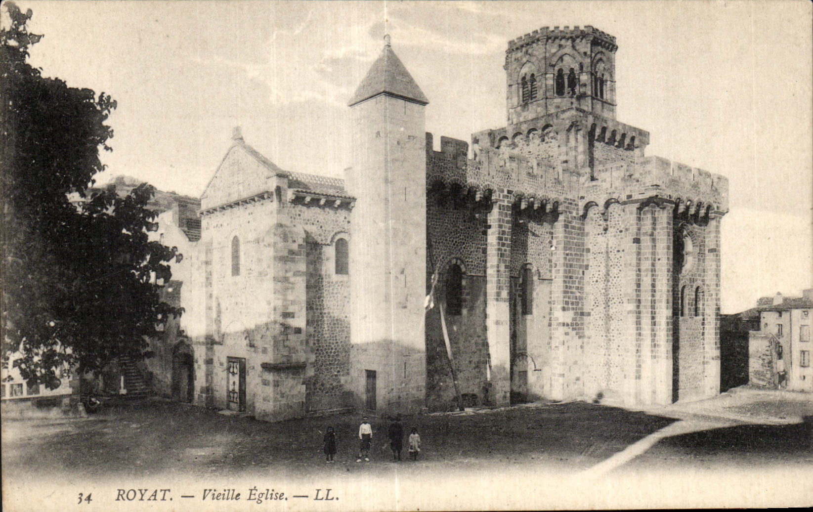 Royat les Bains - Old Church - CPA
