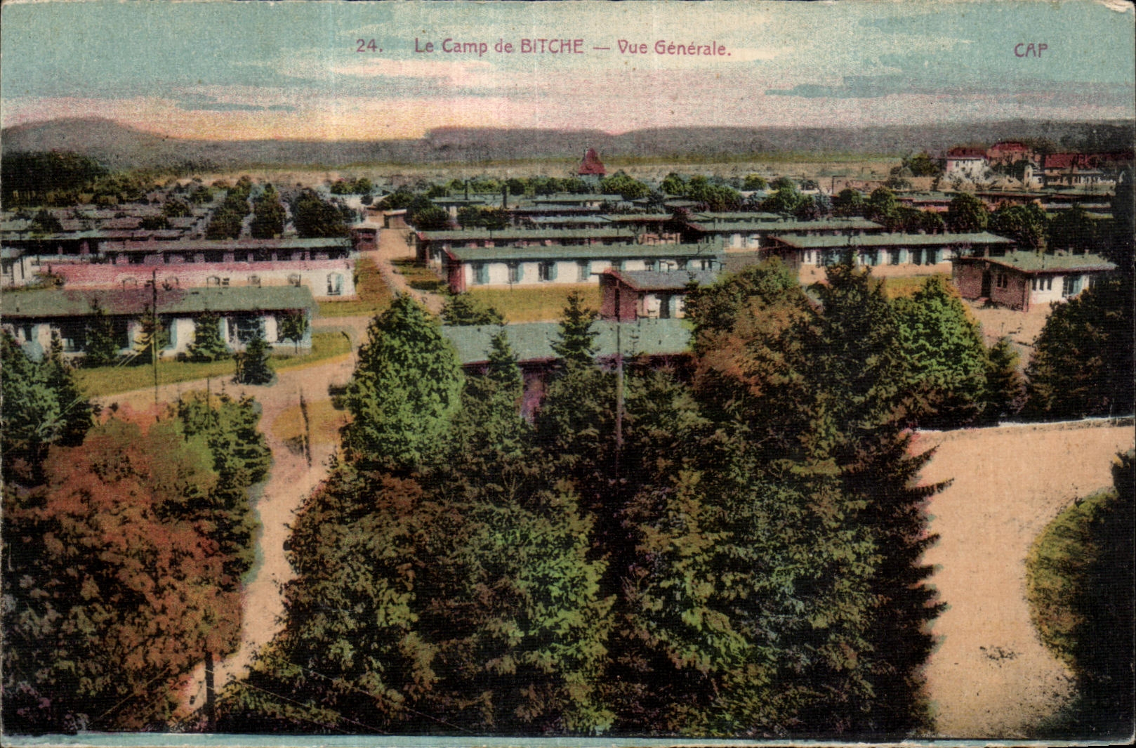 CPA el campo de la opinion Militaria de Bitche